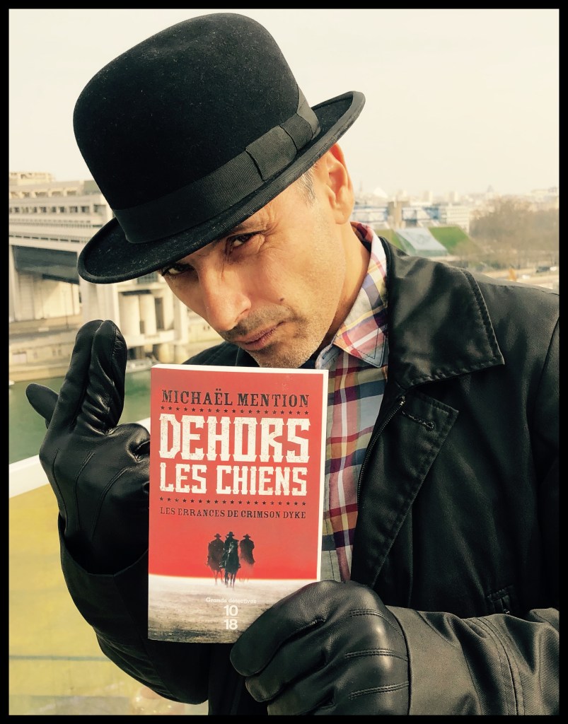 dehors_les_chiens_michael_mention